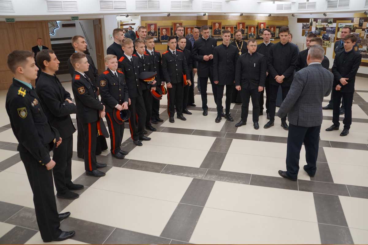 Студенты Минской духовной семинарии посетили Академию МВД