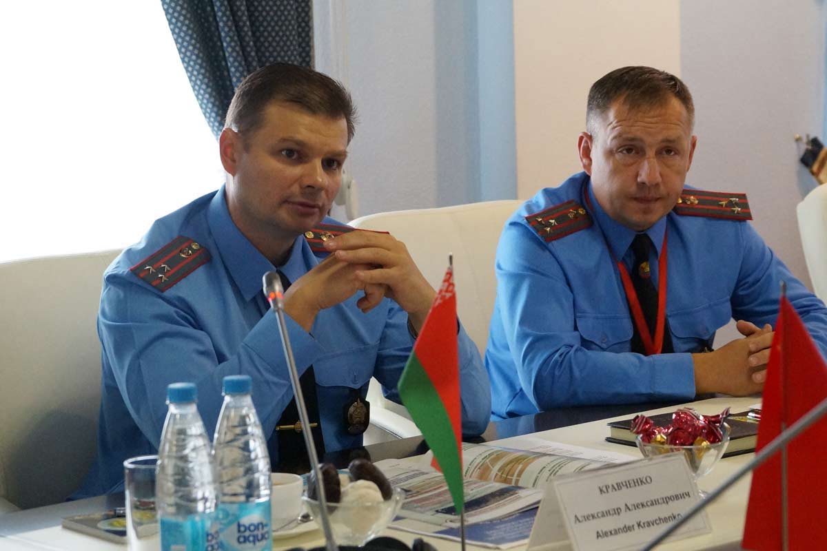 В Академии МВД Беларуси состоялась встреча с делегацией Железнодорожной полицейской академии Китая