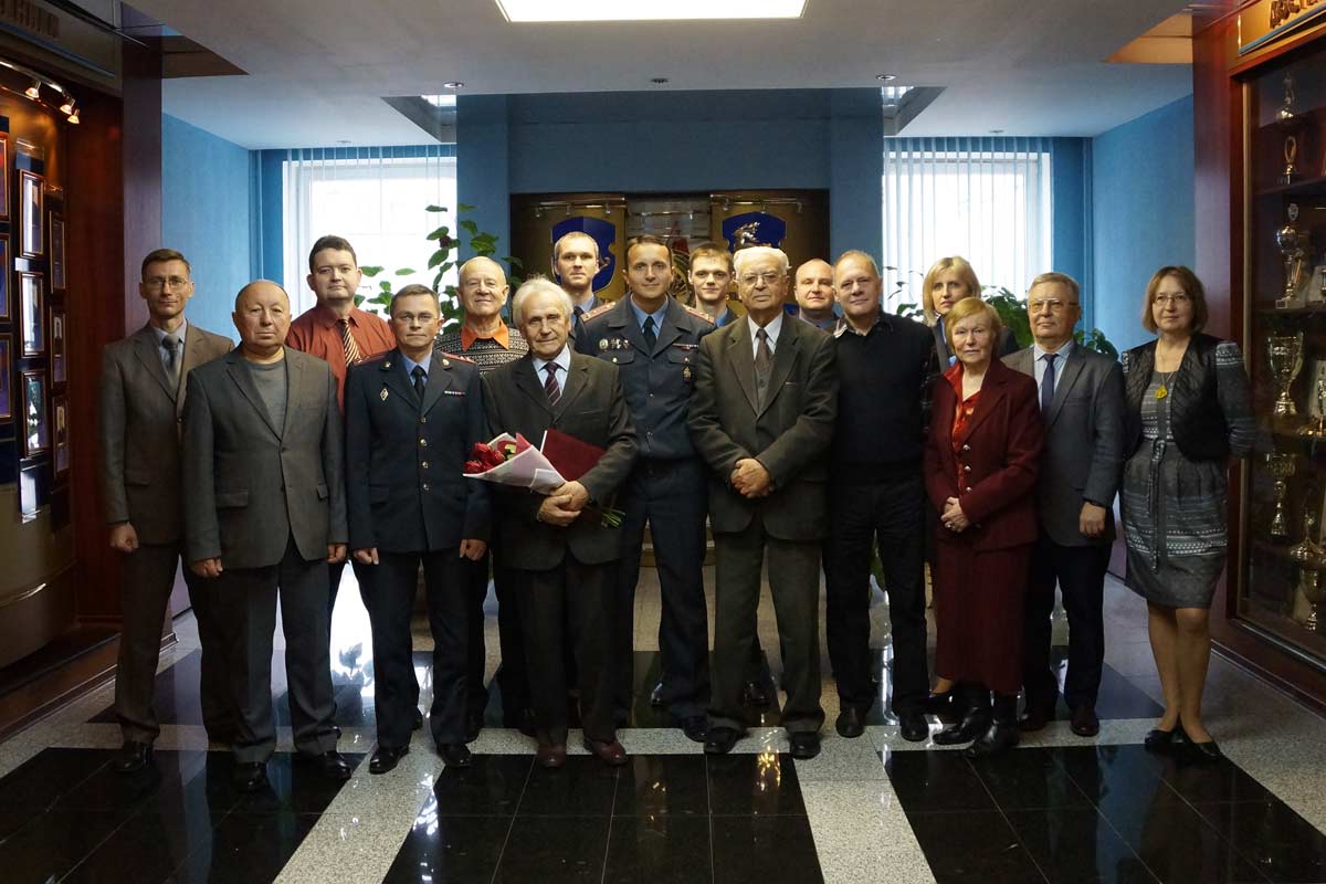 Коллектив Академии МВД поздравил с юбилеем профессора Николая Алексеевича Горбатка