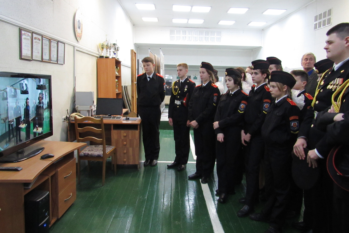 Академию МВД посетили с экскурсией школьники из Минска и Москвы