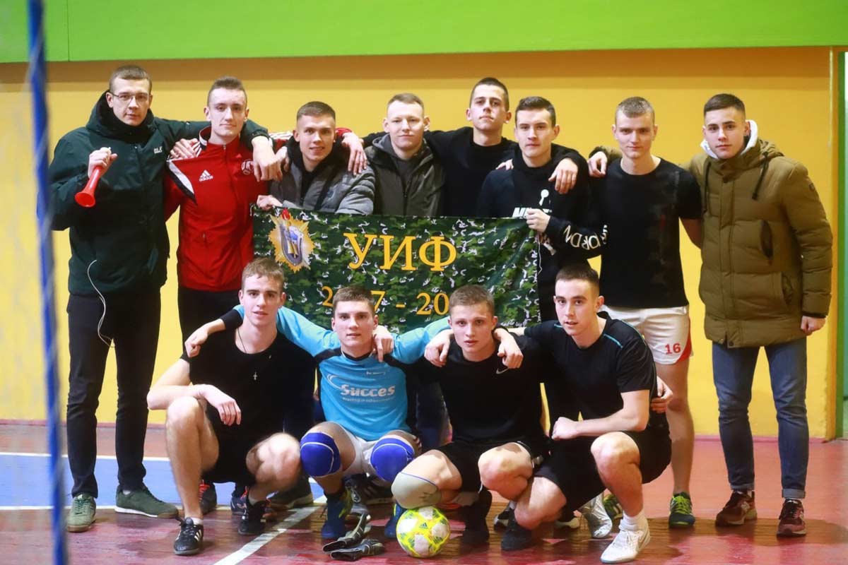 В минской лиге - сборная факультета по мини-футболу