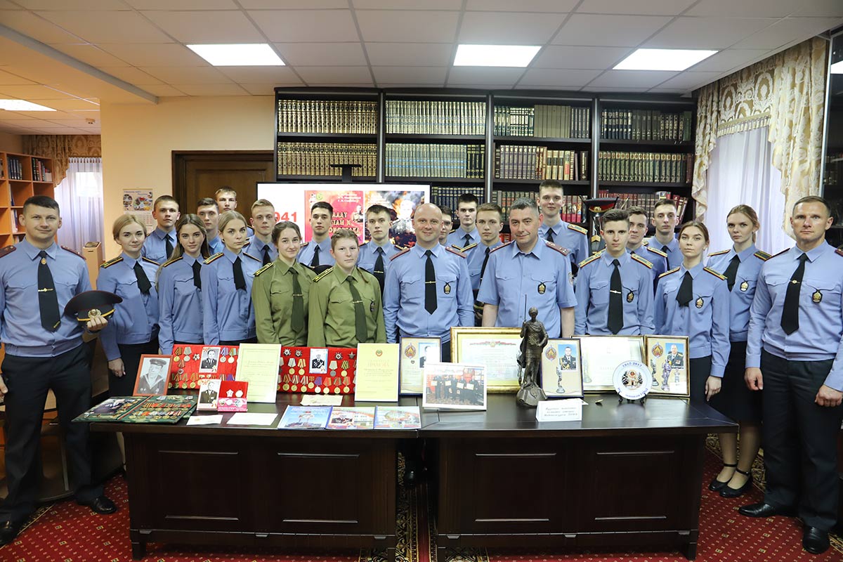 Курсанты Академии МВД посетили презентацию книг о ветеранах Великой Отечественной войны