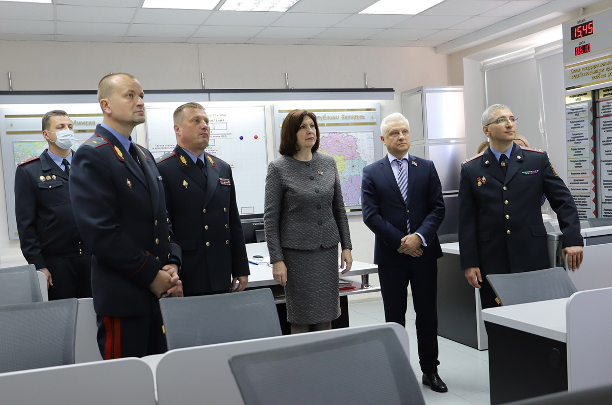 Председатель Совета Республики Национального собрания Республики Беларусь Наталья Кочанова посетила с визитом Академию МВД