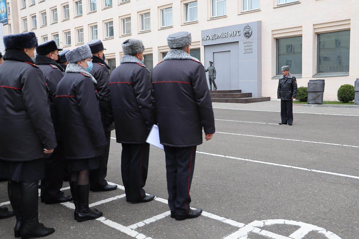 Переходим на зимнюю форму одежды