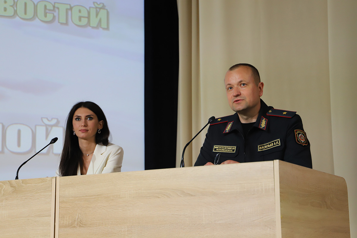 Представитель белорусских медиа встретилась с будущими офицерами
