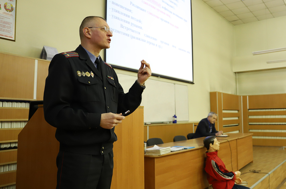 Рассмотрели возможности судебно-медицинской экспертизы при механической асфиксии